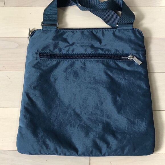 Baggallini Unisex Nylon Crossbody Bag Teal Blue - Picture 3 of 4